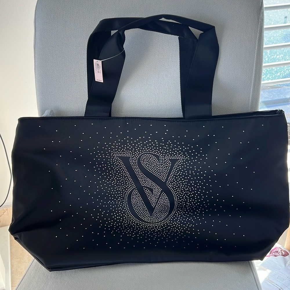 New!! Victoria’s Secret Shine Zipper Holiday 2024 Bling Tote Bag!